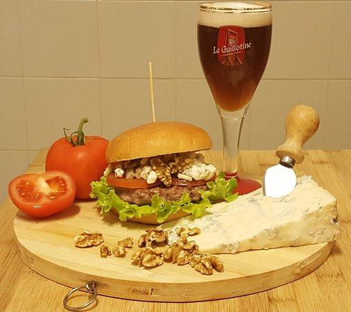 Risto-pub Attaccati al Fusto