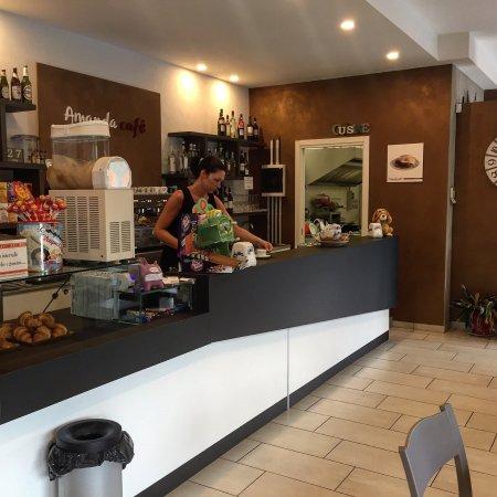 Amanda Cafe