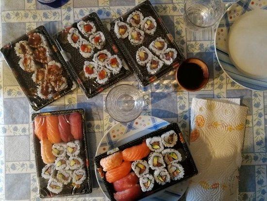 Mambo Tony Sushi