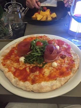 Paul Restaurant