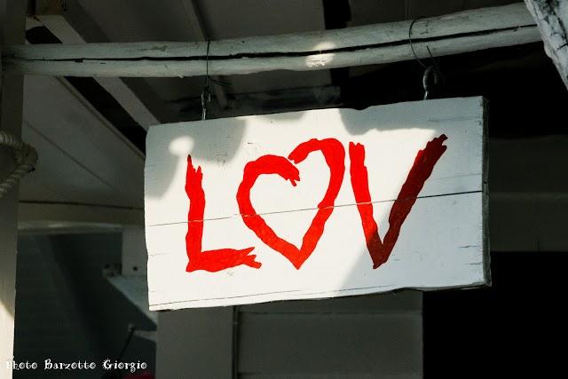 Lov Beach Lounge