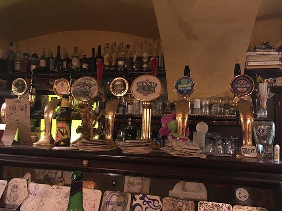Dalwhinnie Irish pub