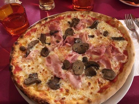 Bar Pizzeria Cometa
