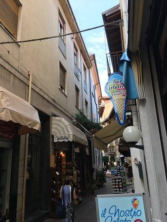 Bar Gelateria Deux Bleu Rouge