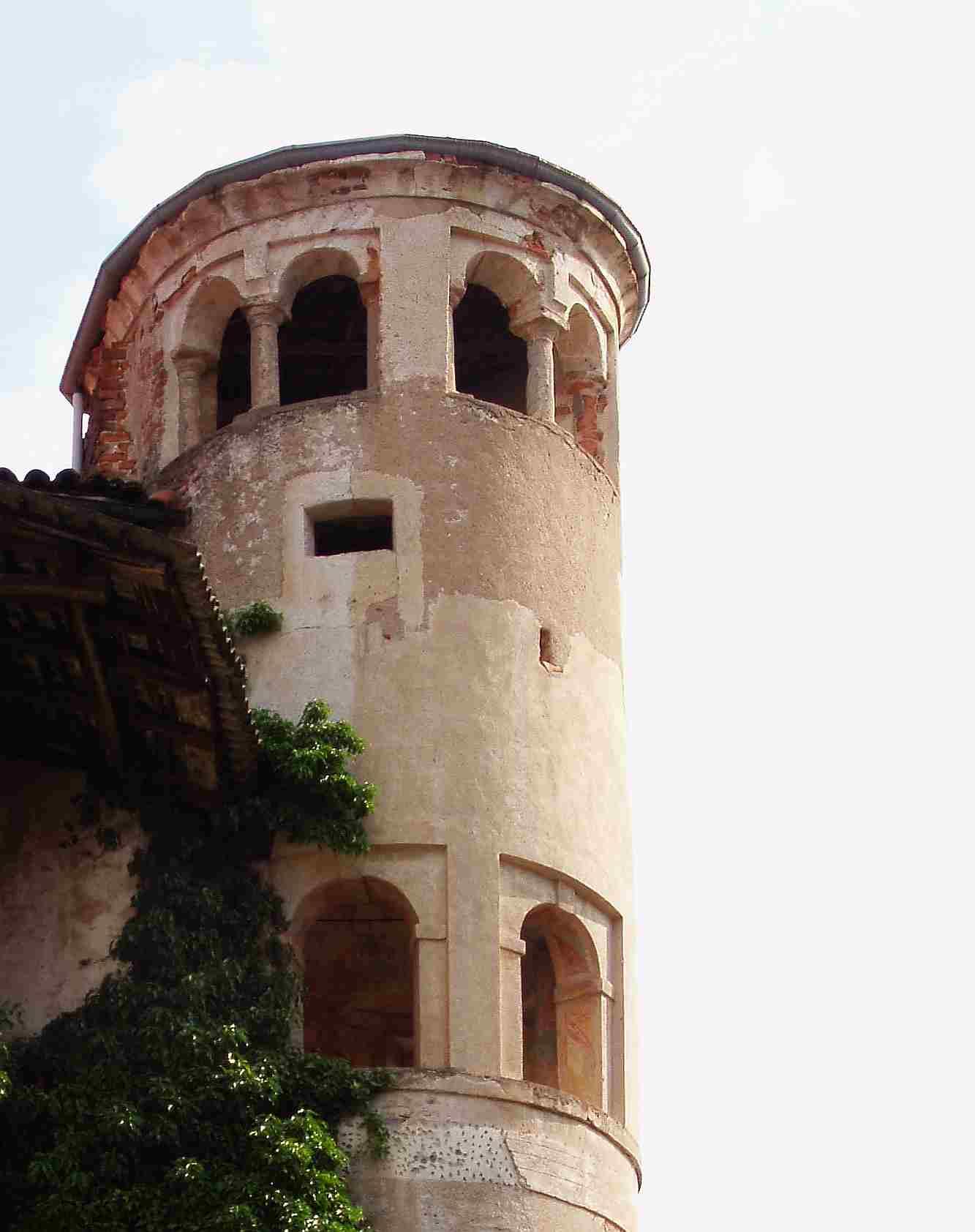 Castello di Lozzolo