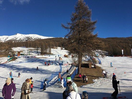 Ski and Snowboard School Cesana Sansicario