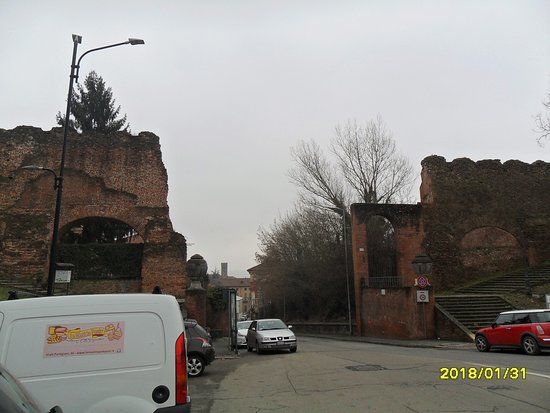 le mura di Asti