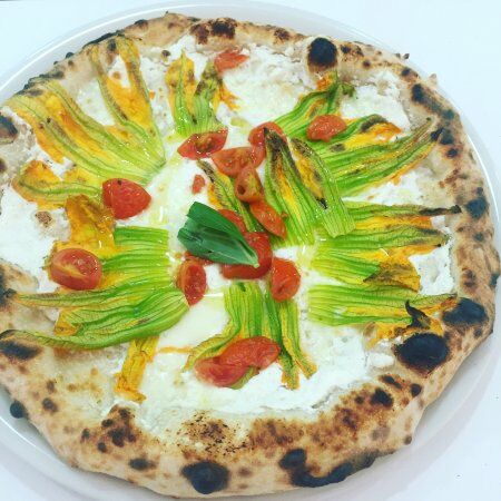 Pizzeria Mango's